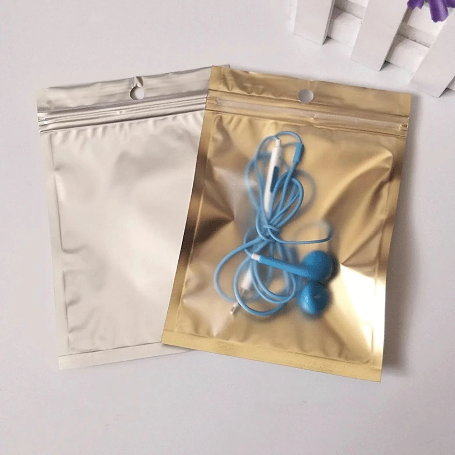 torby z zamknięciem typu zip-lock， Torebki foliowe z płaskim zamkiem błyskawicznym, opakowanie 20 szt(14x20cm)