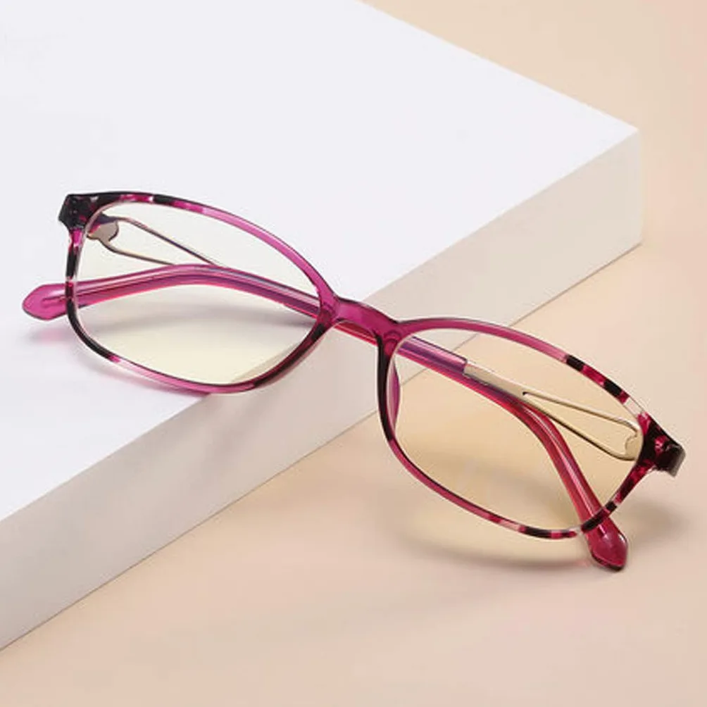 Prostokątne okulary do czytania damskie, lekkie okulary blokujące niebieskie światło, zapobiegające przemęczeniu oczu, przeciwodblaskowe, zawierają kieszeń (Color : Purple, Size : 3.5)